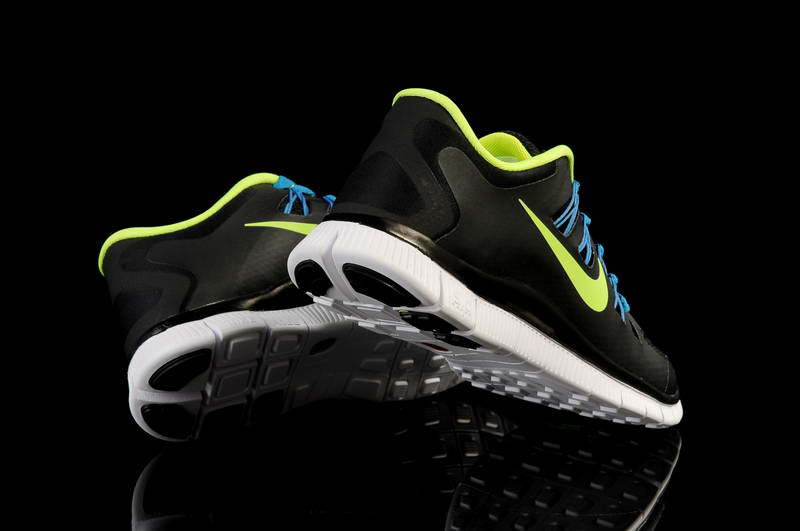 Nike Free Run 5.0 V2 Mens Running Shoes Black  Olive Green (4)